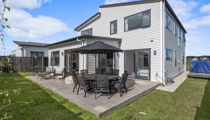 11  Koiora Road, Clarks Beach