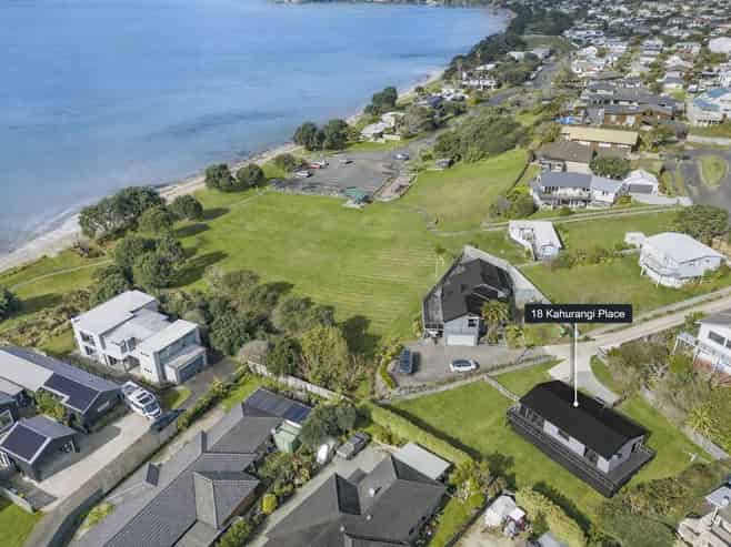 18 Kahurangi Place, Snells Beach