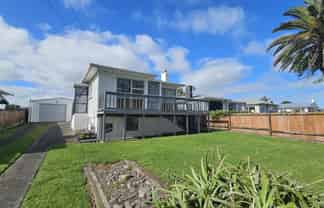 19 Battiscombe Terrace, Waitara