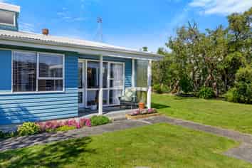 3/2 Alice Street, Alicetown