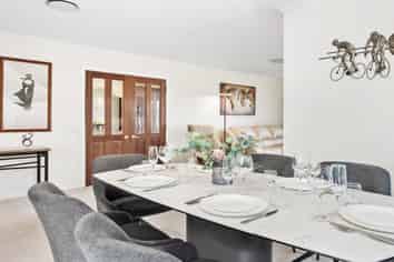 14 March Brown Place, Nukuhau