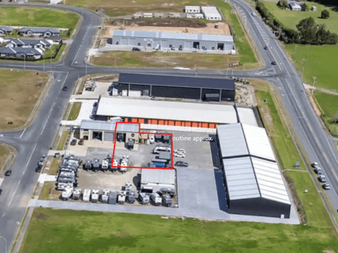 Perfect Size Workshop and Yard