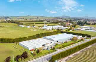 Huge storage/warehouse - massive opportunity