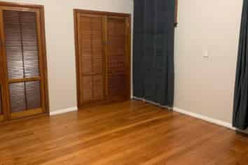 13 Weraroa Road, Waverley