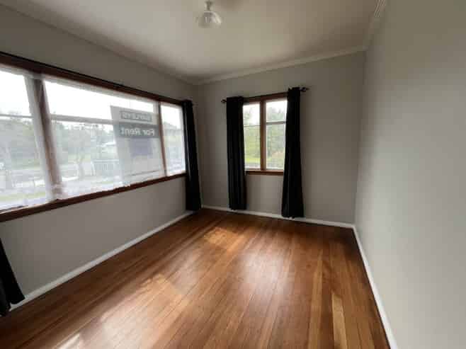 13 Weraroa Road, Waverley