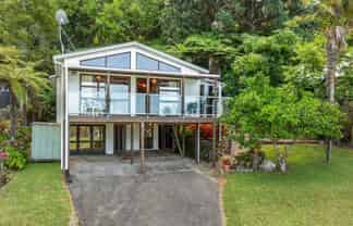 111 Main Road, Tairua