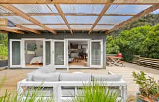 2/14 Glenbush Place, Birkenhead