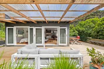 2/14 Glenbush Place, Birkenhead