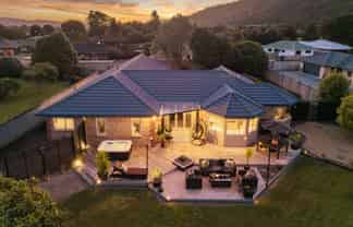 30 Galveston Grove, Totara Park