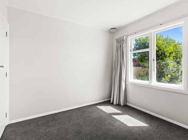 3/3 Merton Crescent, Pirimai