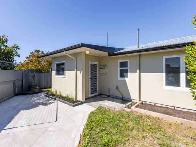 3/3 Merton Crescent, Pirimai