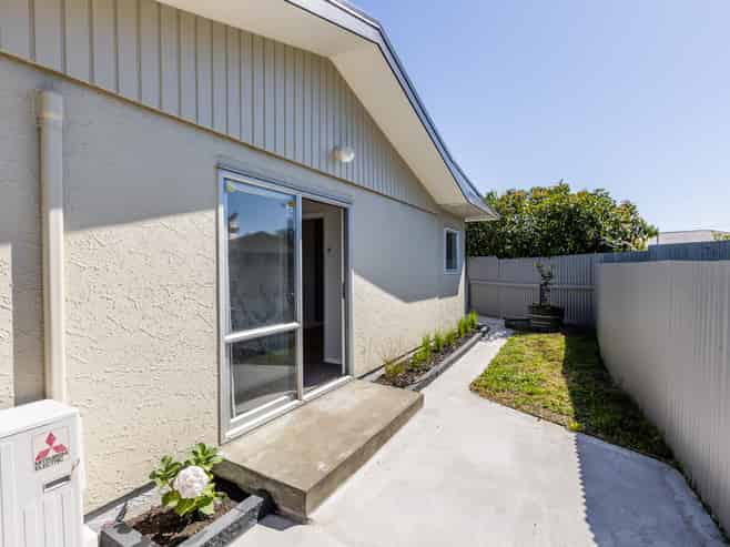 3/3 Merton Crescent, Pirimai