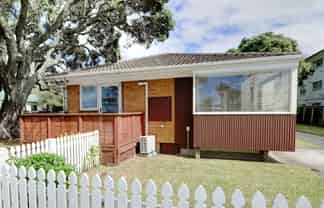 1/760 Beach Road, Browns Bay