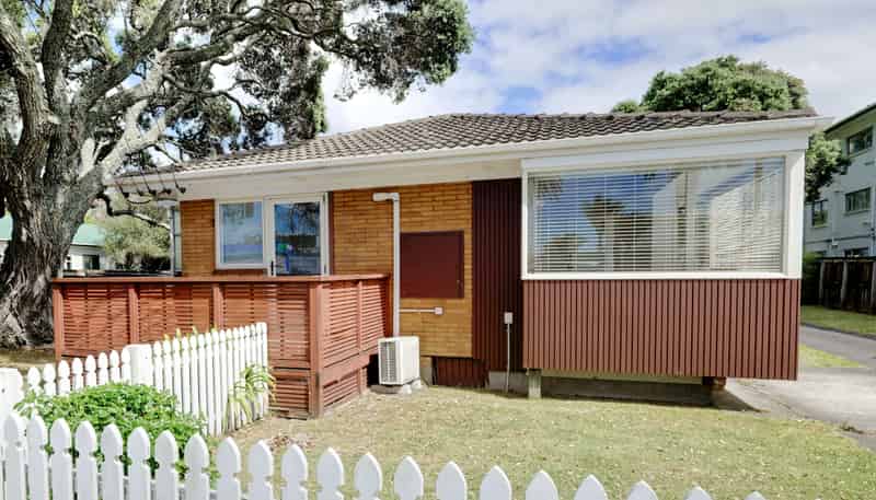 1/760 Beach Road, Browns Bay