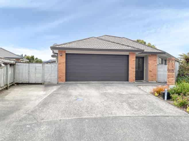 38 Talbot Grove, Trentham