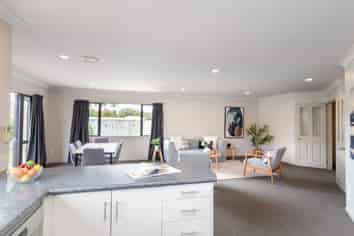 38 Talbot Grove, Trentham