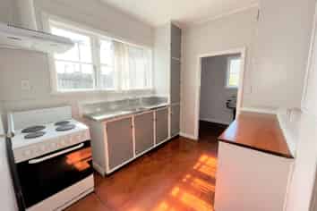 12 Hans Street, Otahuhu