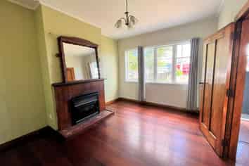 12 Hans Street, Otahuhu