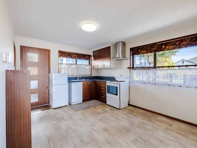 4 Dalgety Street, Saint Kilda