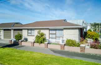 4 Dalgety Street, Saint Kilda