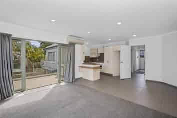 5/7 Robins Road, Judea