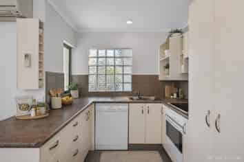 5/7 Robins Road, Judea