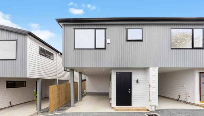 8C Butterworth Drive, Glendene