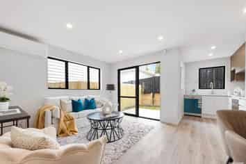 8C Butterworth Drive, Glendene