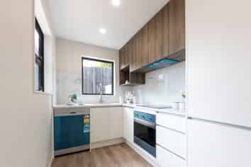 8C Butterworth Drive, Glendene