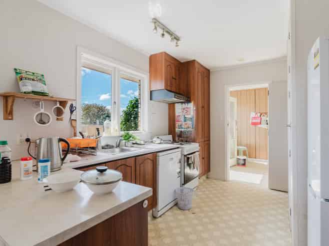 82 Silverdale Road, Silverdale