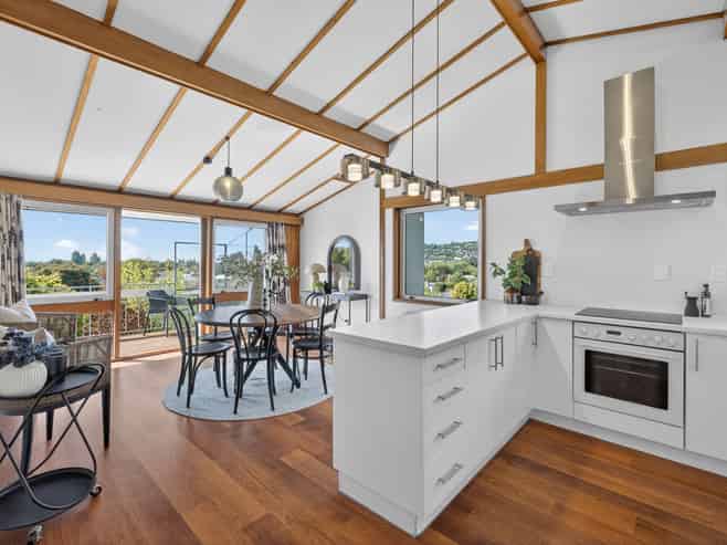 1 Dyers Pass Road, Cashmere