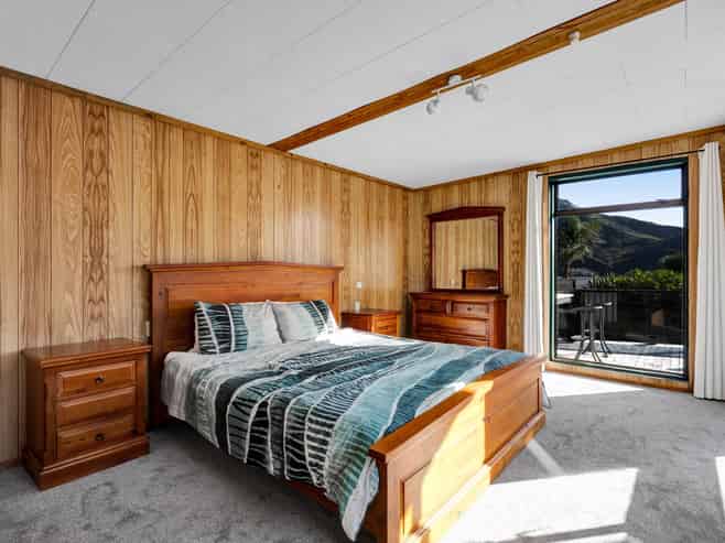 173 Te Mahoe Road, Mokau