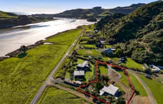 173 Te Mahoe Road, Mokau