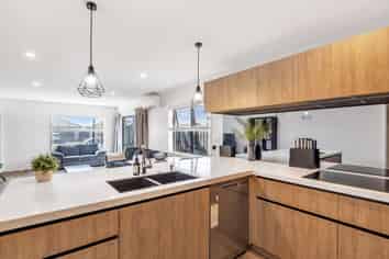 16 Ed Hillary Drive, Rolleston