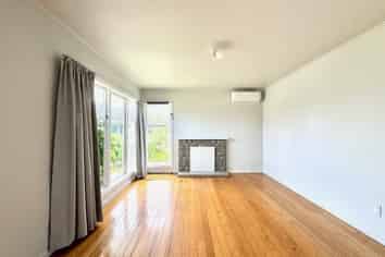 5 Bolton Place, Otara