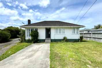 5 Bolton Place, Otara