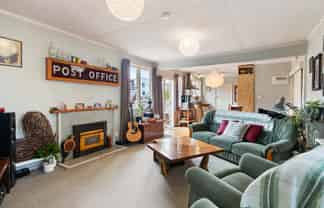 9 Mavis Place, Beach Haven