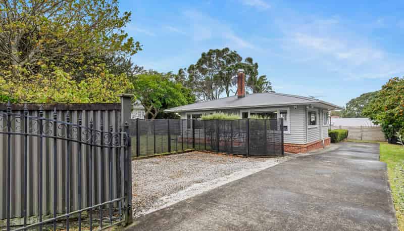 185 Don Buck Road, Massey