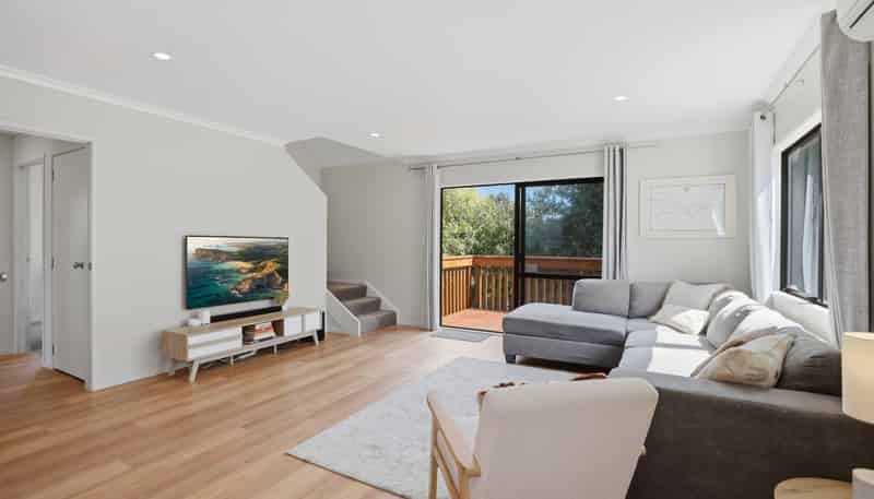 27 Clifton Terrace, Brookfield