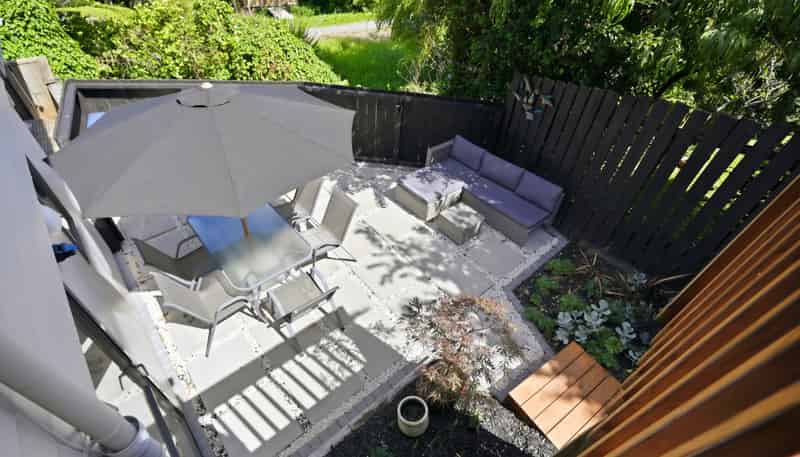 27 Clifton Terrace, Brookfield