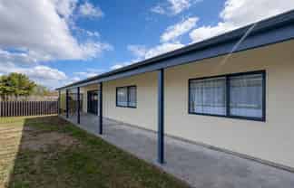 B/174 Glover Road, Hawera