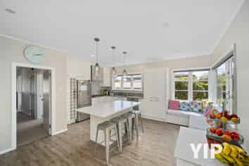 15 Robert Street, Newlands