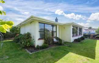 2 Rowan Street, Hargest