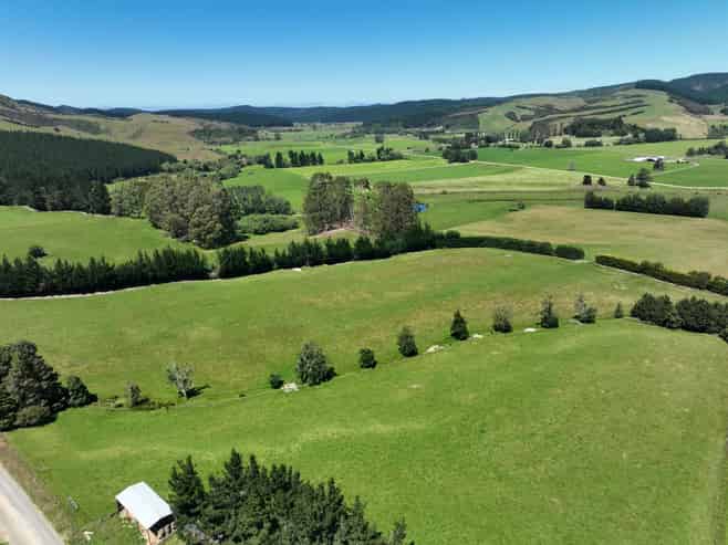 19-21 Cemetery Road, Milton