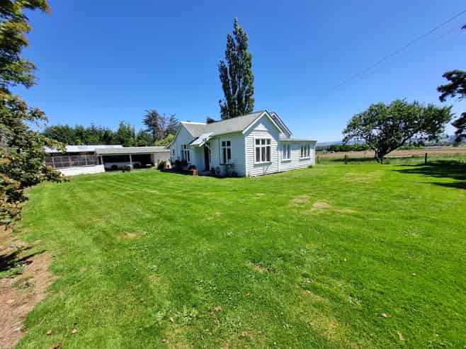 19-21 Cemetery Road, Milton