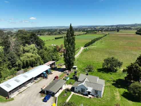 19-21 Cemetery Road, Milton
