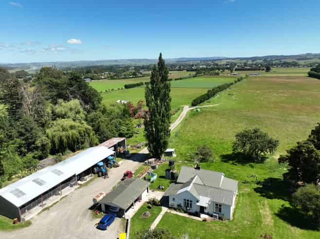 19-21 Cemetery Road, Milton