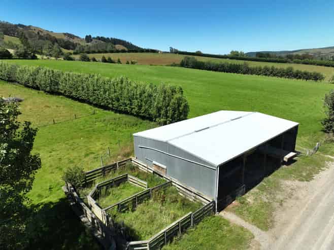 19-21 Cemetery Road, Milton