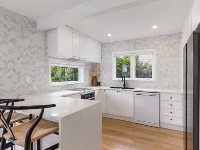 42 Tiri Tiri Road, Birkdale