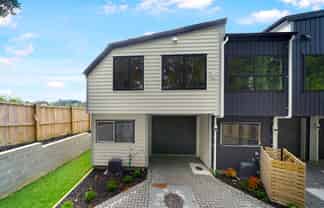 8/114 Don Buck Road, Massey